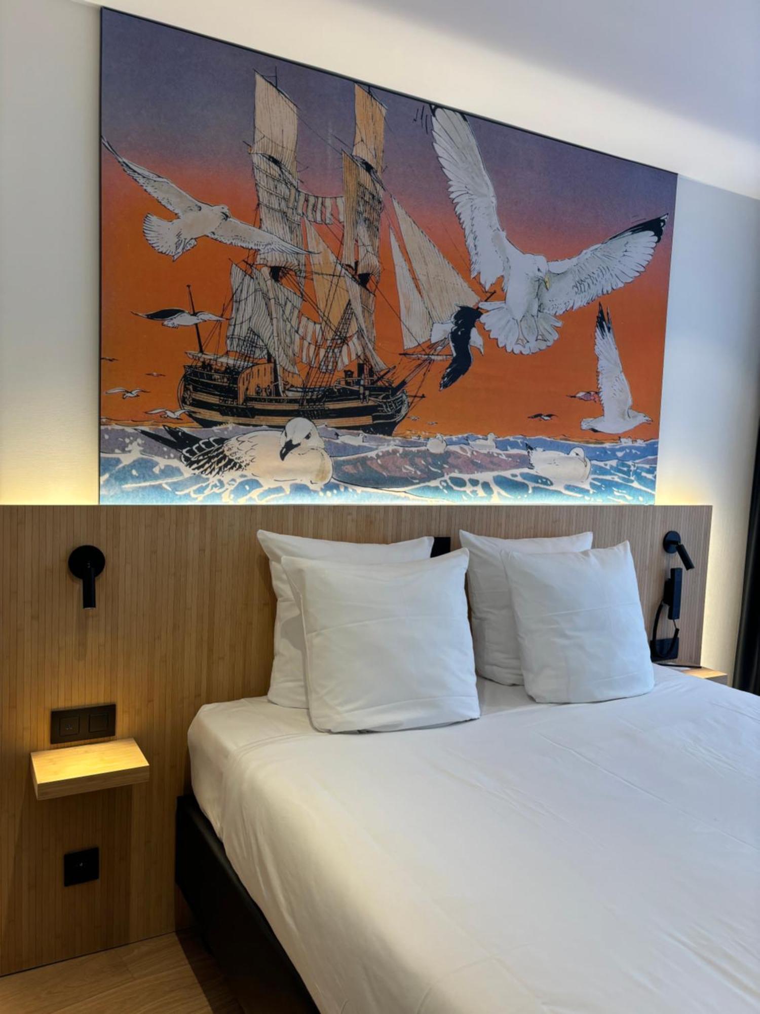 Comic Art Hotel Гент Экстерьер фото