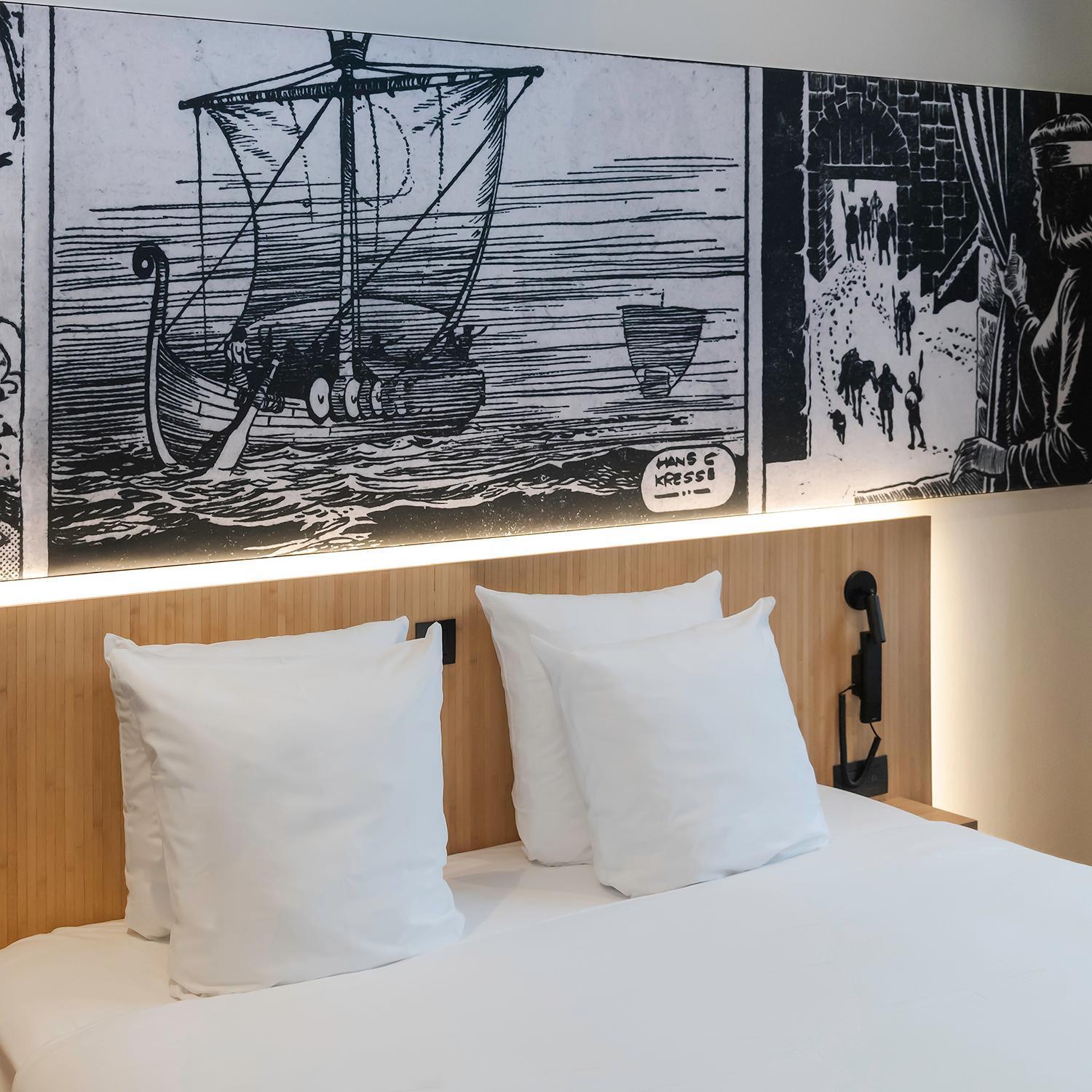Comic Art Hotel Гент Экстерьер фото