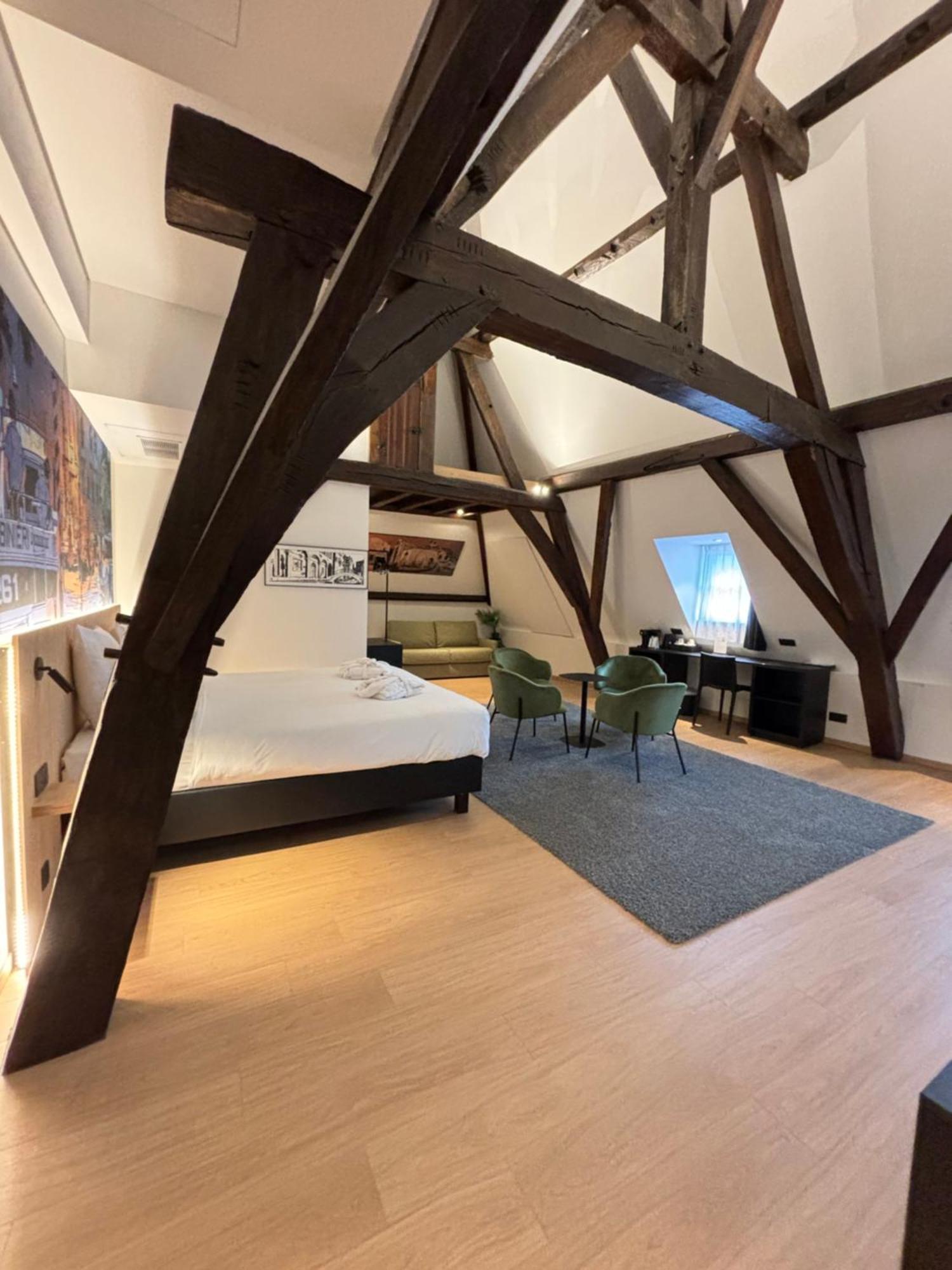 Comic Art Hotel Гент Экстерьер фото